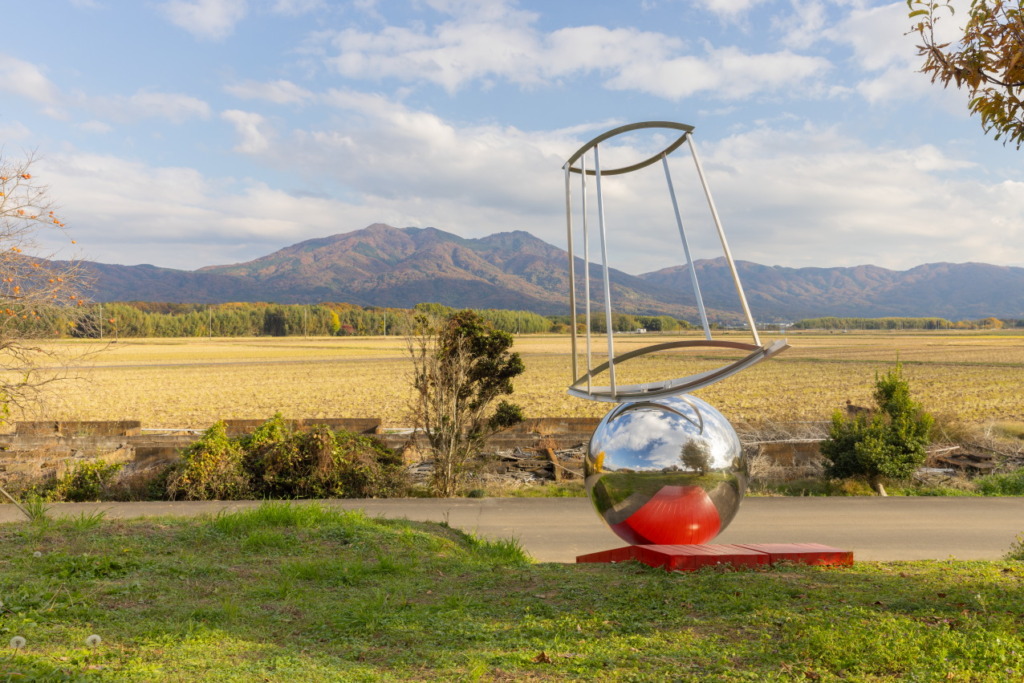 In matter cycles/ The magician standing on the slope
